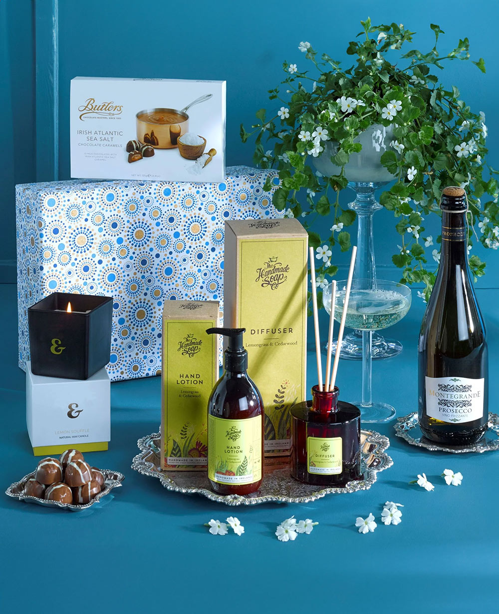 Pamper & Prosecco Pleasure Gift Set Pamper & Prosecco Pleasure Gift Set
